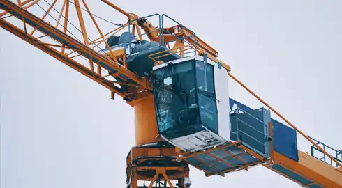 Compenenti di comando e sicurezza per cabine di controllo gru